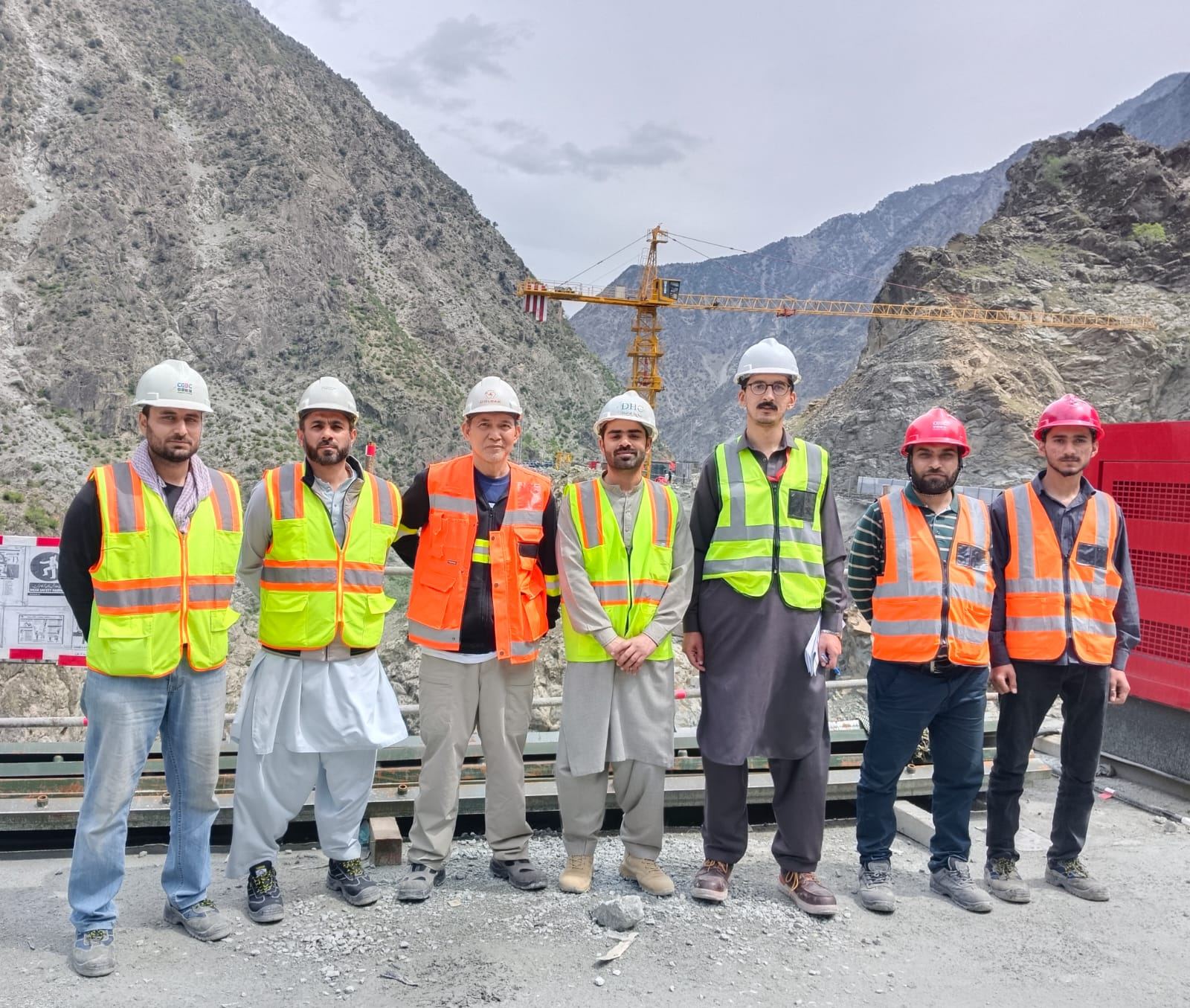 Seven-person site team on the bridge deck